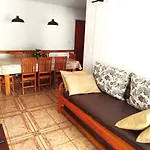 80 metros da praia, Praia Grande, Ubatuba, Condomínio Lenamar II